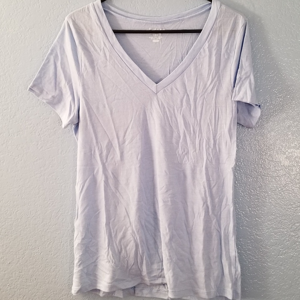 Old navy vintage light blue v-neck top size large